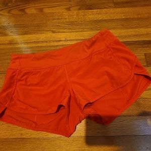 Lululemon Speed Up Shorts 2.5"